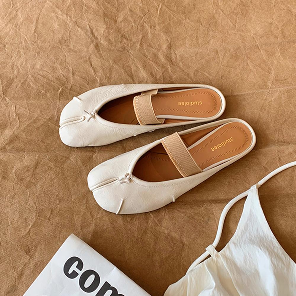 Modische Tabi-Ninja-Schuhe für Damen, runde Sandalen mit geteilter Zehenpartie, flacher dicker Absatz, einzelner mittelhoher Absatz, Mary Janes-Schuhe, Damenpumps