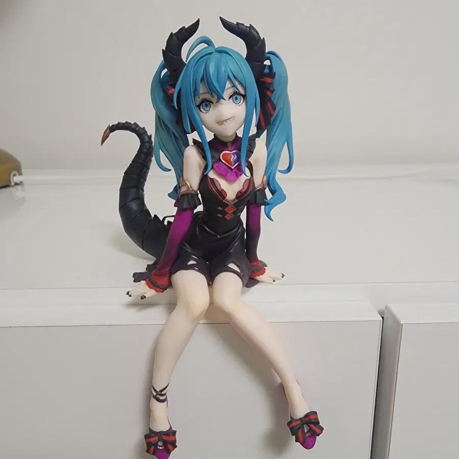 

Фигурка злодея Hatsunemiku Noodle Stopper