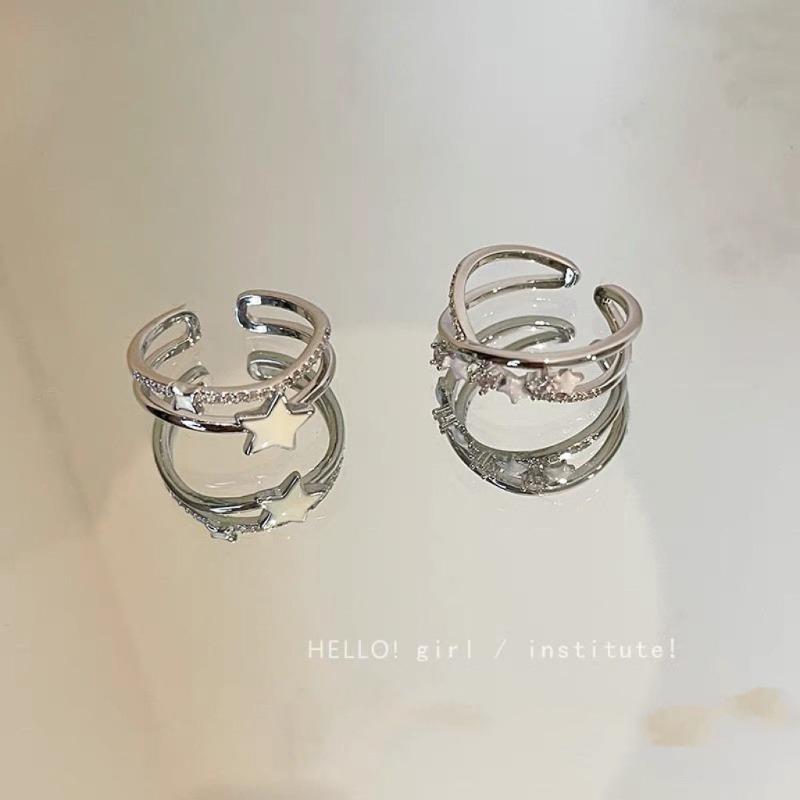 Double-layer Star-shaped Ring - A Unique Design for Women, A High-end and Fashionable Couple's Pair Ring.