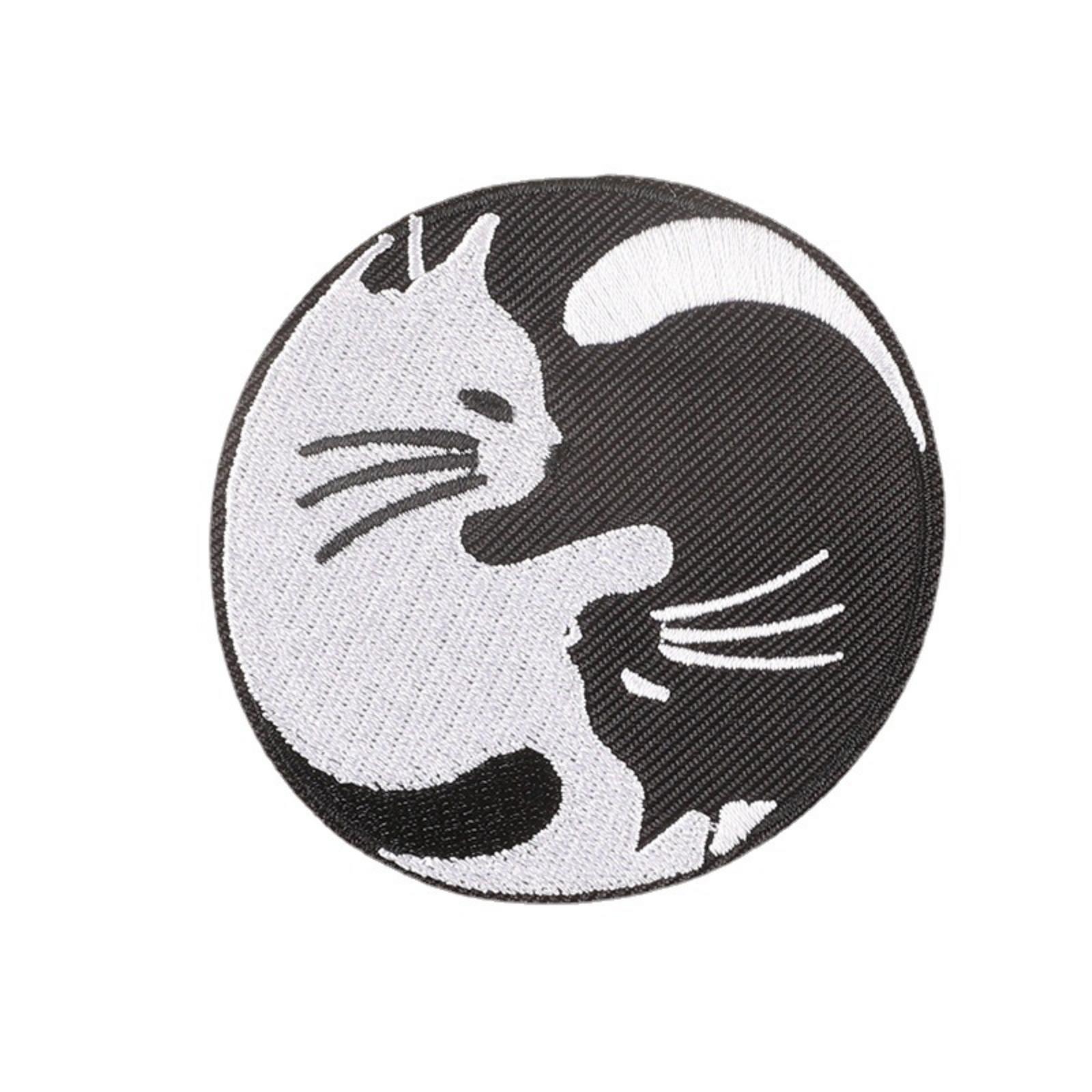 

The Embroidered Cloth Is Pasted One Size