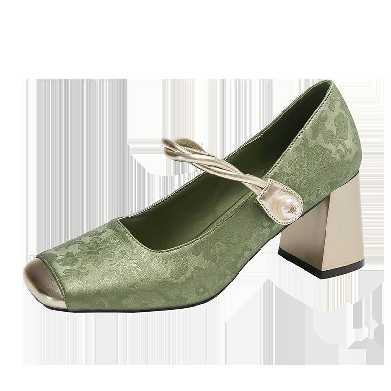 

[Fanfuna] New Chinese-style National Chaofeng single shoes 2025 simple retro French thick heel square head shallow mouth single shoes women 40 зелёный