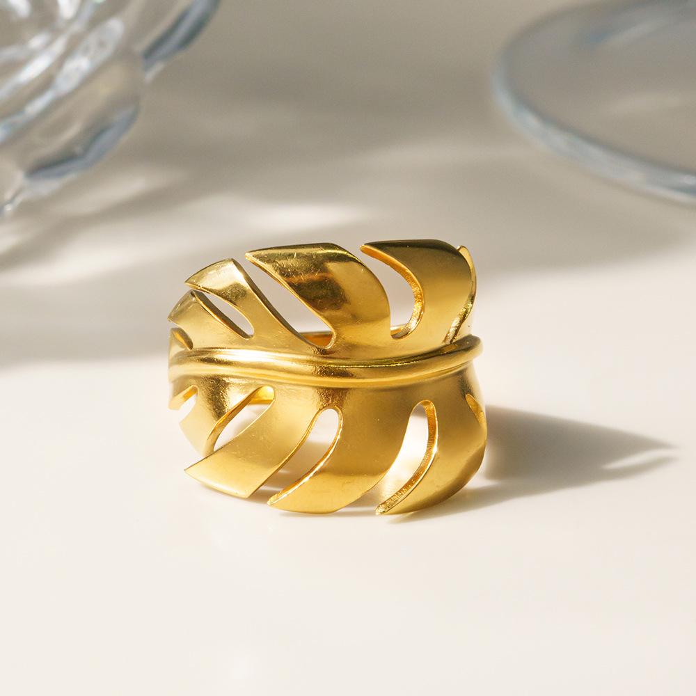 European & American Leaf Stainless Steel Stripe Adjustable Luxury Ring