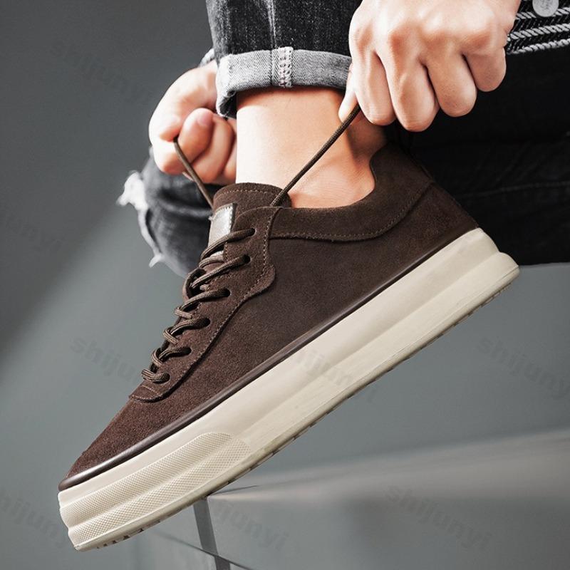 Fashion 2025 Spring Style New Low Top Casual Sports Shoes Men's Fashion Trend Comfortable Shoes Shallow Mouth Versatile Chunky sneakers