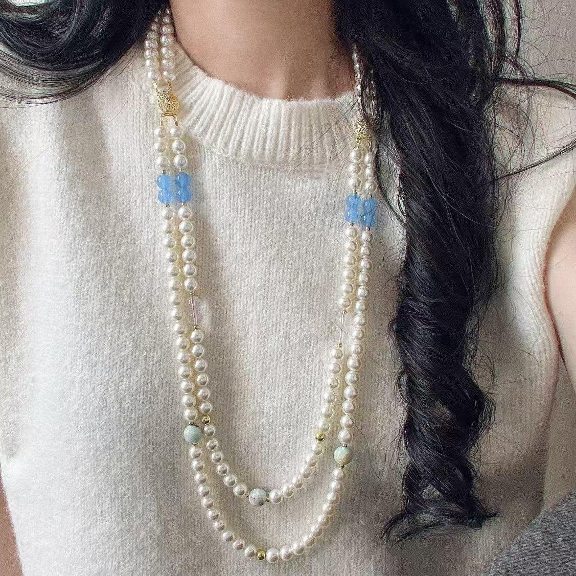 

Vintage High-Quality Vibe Artificial Crystal Pearl Design Clavicle Chain Necklace Sweater Chain