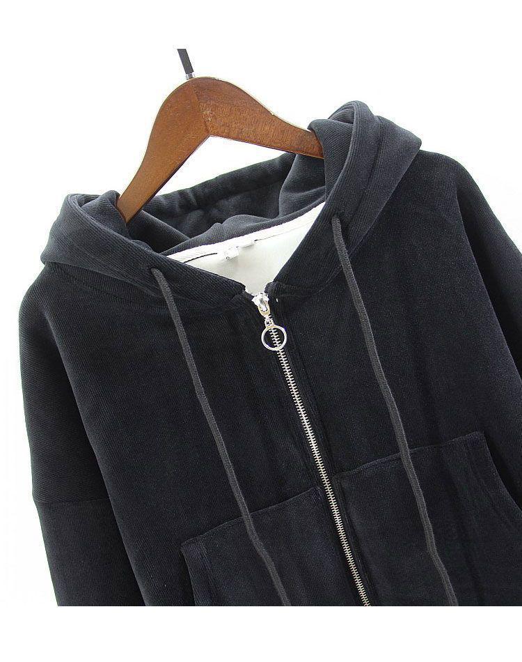 Trendy Golden Velvet Hoodie Set for Women: Fashionable Autumn/Winter Slimming Two-Piece Sportswear