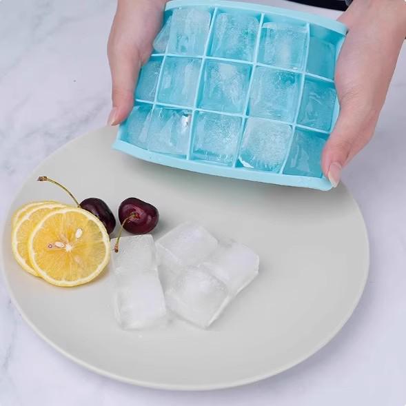 Silicone Ice Cube Tray with Lid, Food-Grade Storage Box for Homemade Ice Pellets