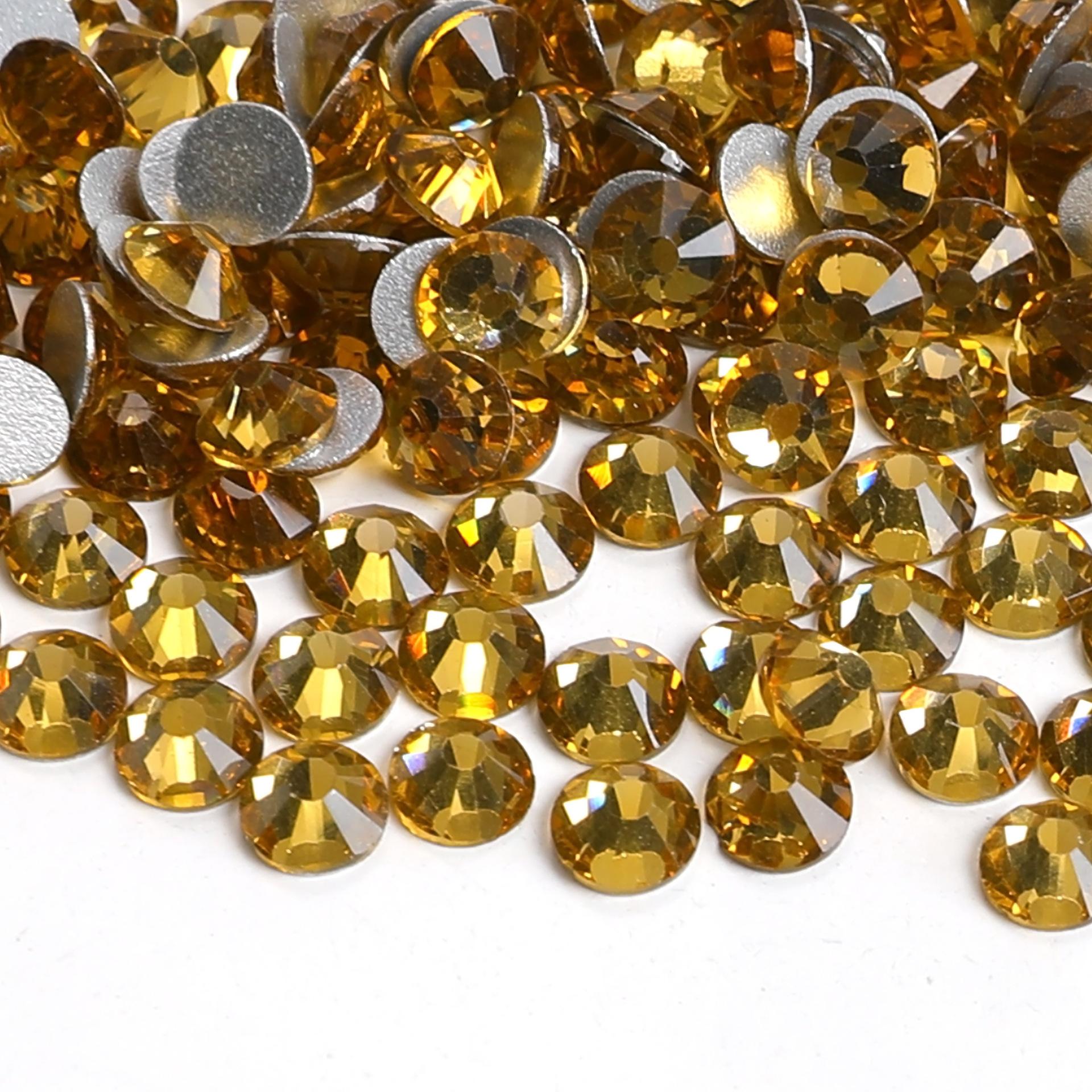 Weichen Стразы Плоское дно Алмазный маникюр Алмазный стеклянный кристалл Круглый Diy Наклейка Алмазные ювелирные изделия Аксессуары SS4 #1440 pieces золотистый