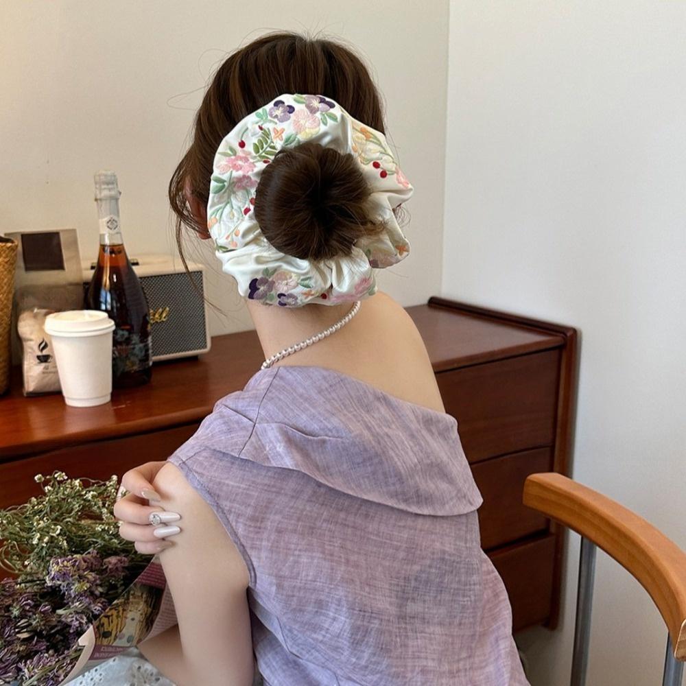 Colorful Floral Scrunchies Satin Hair Ropes Temperament Embroidery Hair Scrunchies Hair Accessory