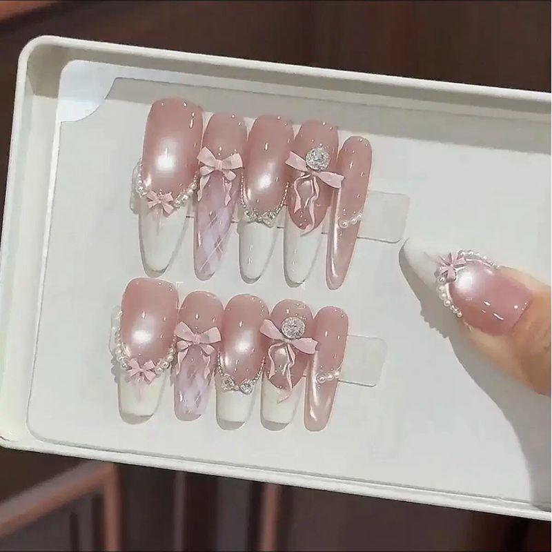 Handmade Wearable Nails with a High-End Feel, Cat-Eye Nail Art, Versatile and Luxurious, Travel-Friendly, Brightening Effect, Handmade Nail Art