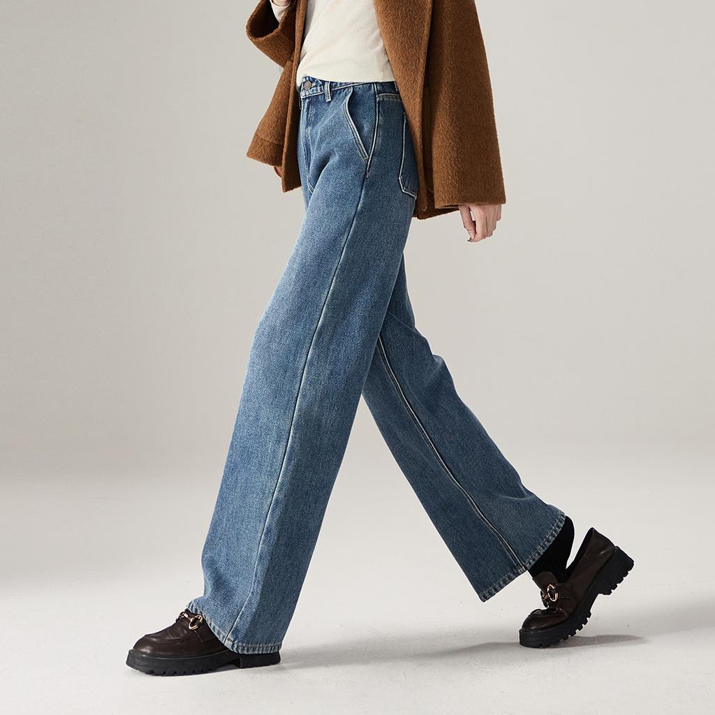 Cotton and plush thick wide leg jeans for women in winter 2025, fashionable, loose and versatile, slimming and floor length pants