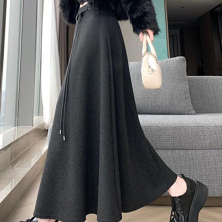 Women's Gray Velvet Woolen A-Line Skirt: Elastic Waist, Warm Half-Length Winter Style with Wide Hem