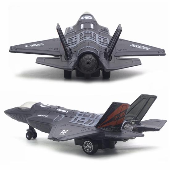 Large Alloy Pull Back F-35 Fighter Aircraft Model Music LED Airplane