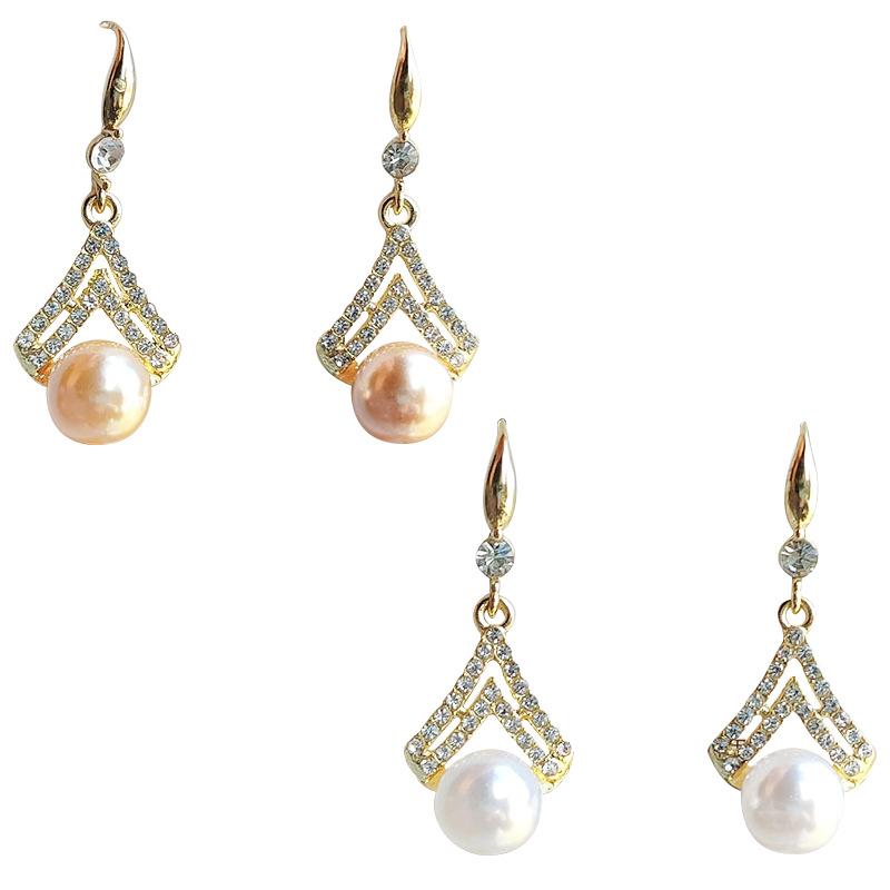 Stylish, Simple, Niche, High-End Pearl Earrings, Champagne Pearl Earrings.