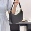 Trendy Women'S Crossbody Portable Half Moon Bag Versatile Portable Underarm Premium Sense Shoulder Crossbody Bag