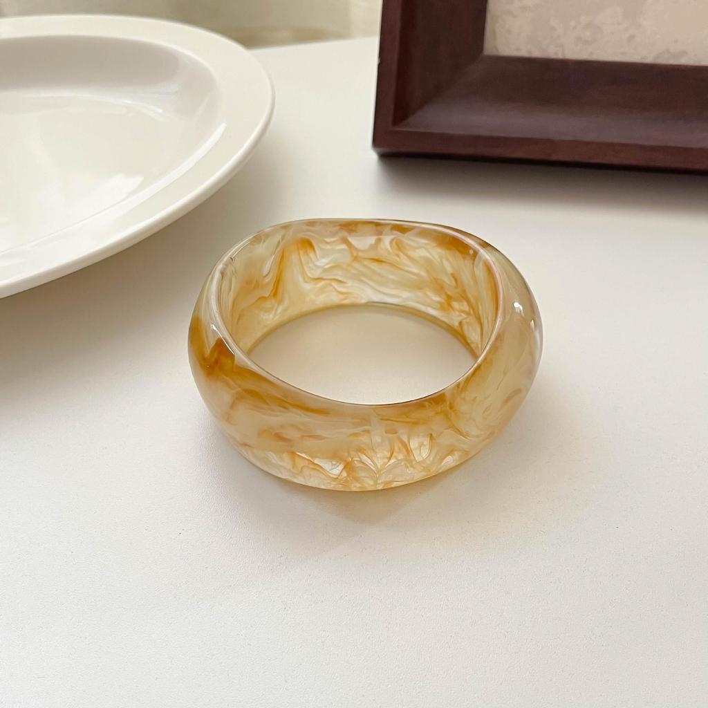 Ombre Resin Bangle: Wide Irregular Design, Vintage Minimalist Style