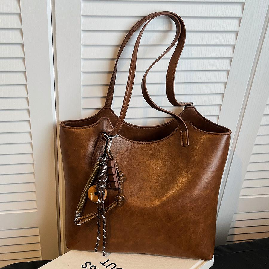 Bag Women's Large-capacity New Fashion Versatile Casual Shoulder Shopping Bag Commuter Tote Bag