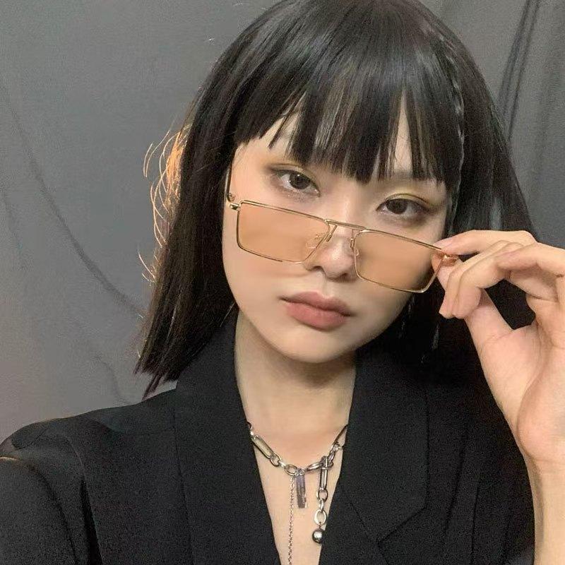 Korean Version Rimless Sunglasses Rectangle Fashion Popular Women Men Shades Small Square Sun Glasses for Female Summer Oculos