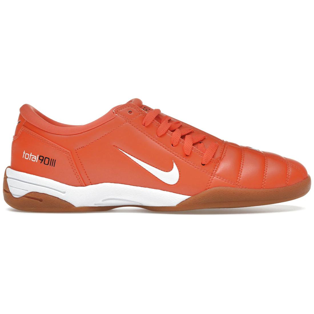 

Кроссовки Nike Total 90 3 SP Оранжевый(HJ9351-800) 38.5