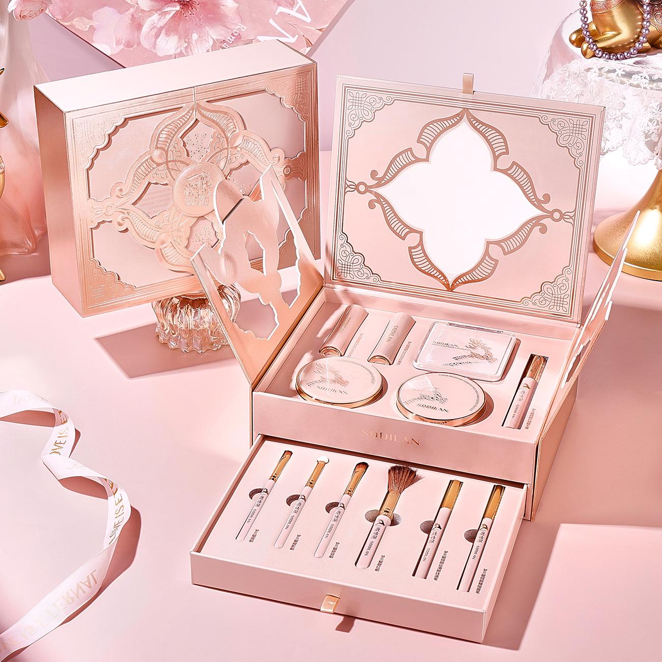 Набор для макияжа Sotilan One Deer Deep Affection: Подарок для жены/девушки: помада и кушон Full Makeup Set