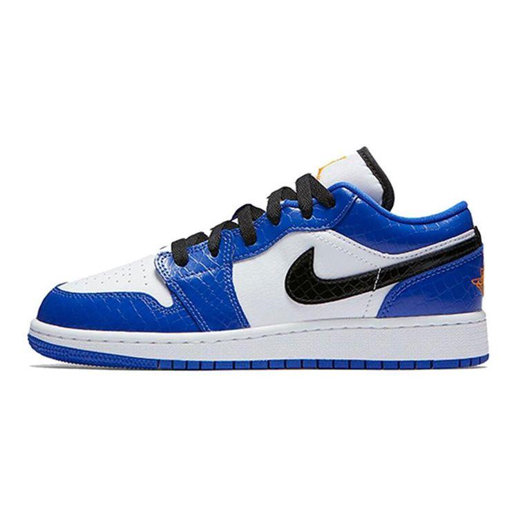 

Детские кроссовки Air Jordan 1 Low GS Hyper Royal Синие Оранжево-Бело-Черные 553560-401