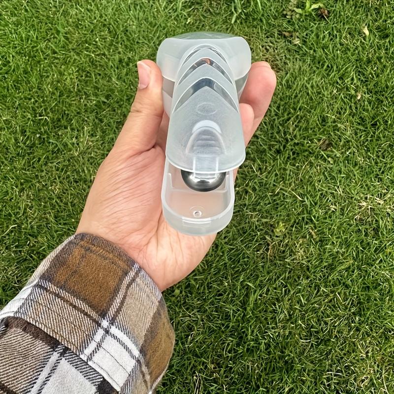 Plastic Travel Shaver Case for Outdoor Camping, Business Trip and Portable Razor Holder Container Storage Shaving Box (Razor Not Included)