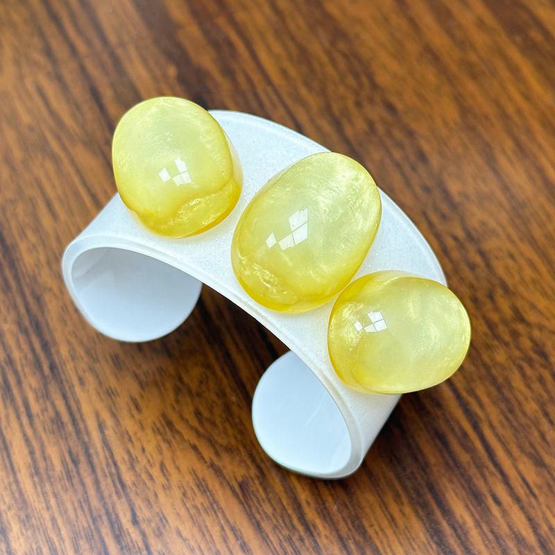 Minimalistisches Leichtluxus Acrylstein Armreif Armband