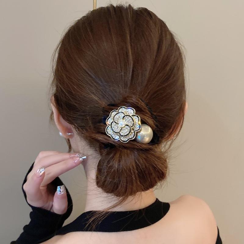 White/Black Hair Accessories, Elegant Camellia Fabric Hair Bands And Hair Accessories