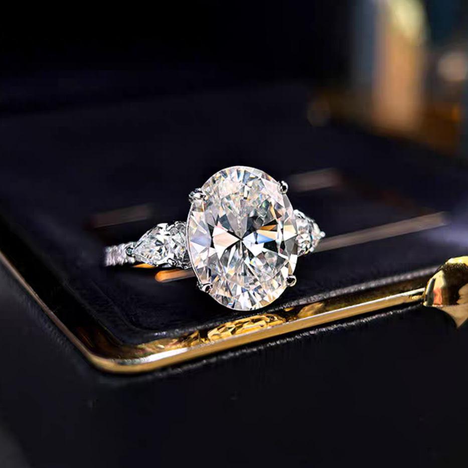 

Pigeon Eggs Are Comparable To Ice Flowers Inlaid with Zircon Marriage Proposal Open Rings, Women s Fashion Temperament Wedding Rings Resizable