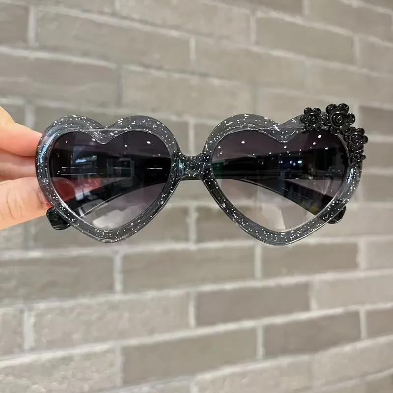 Fashion Heart-Shape Sunglasses for Girls Boys Cute Cartoon Flower Sun Glasses Outdoor Sun Protection Children Lovely Glasses