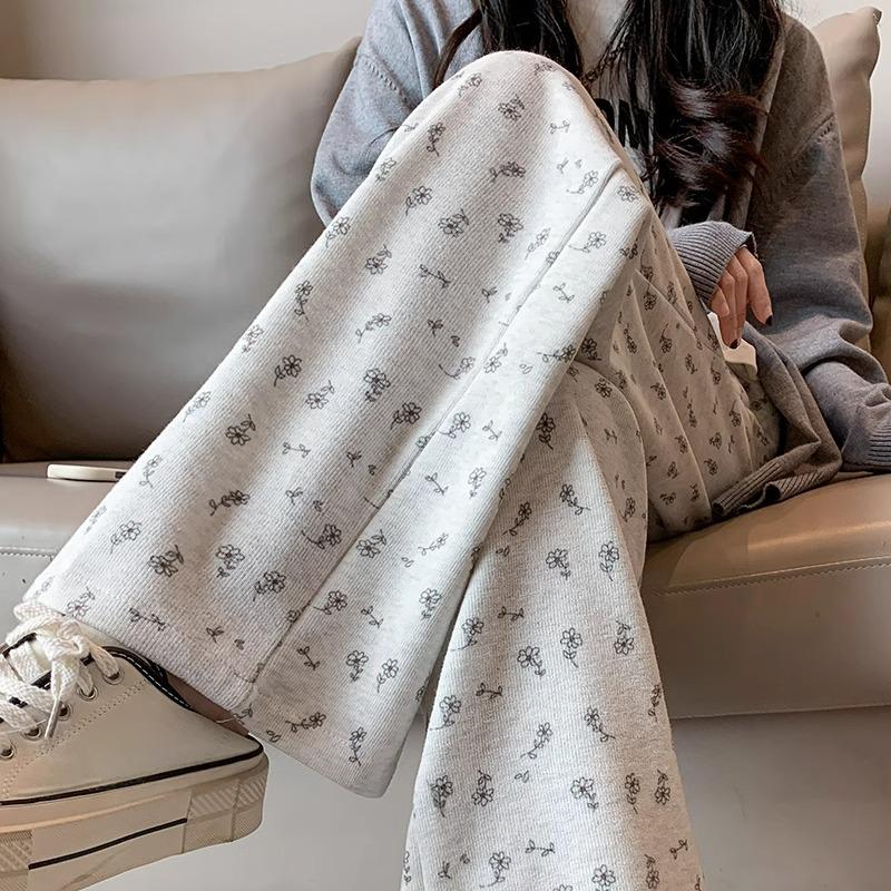 145cm Women's White Floral Casual Summer Sweatpants - Loose, Straight-Leg, Petite, Wide-Leg Pants