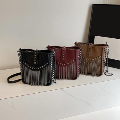 Mini Punk Style Crossbody Bags Women Rivets and Tassels Retro Bags Small Messenger Bags Fashion Vintage Packages KTY