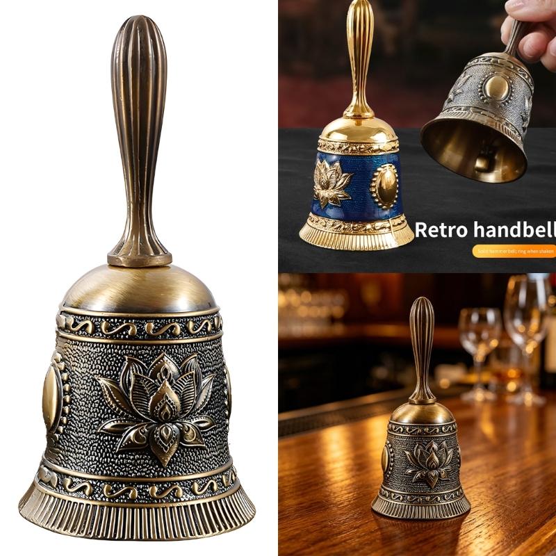 Håndholdt Metal Håndklokke med Blomsterrelief, Dekorativ Ringklokke til Klasseværelsessignaler og Scenerekvisit