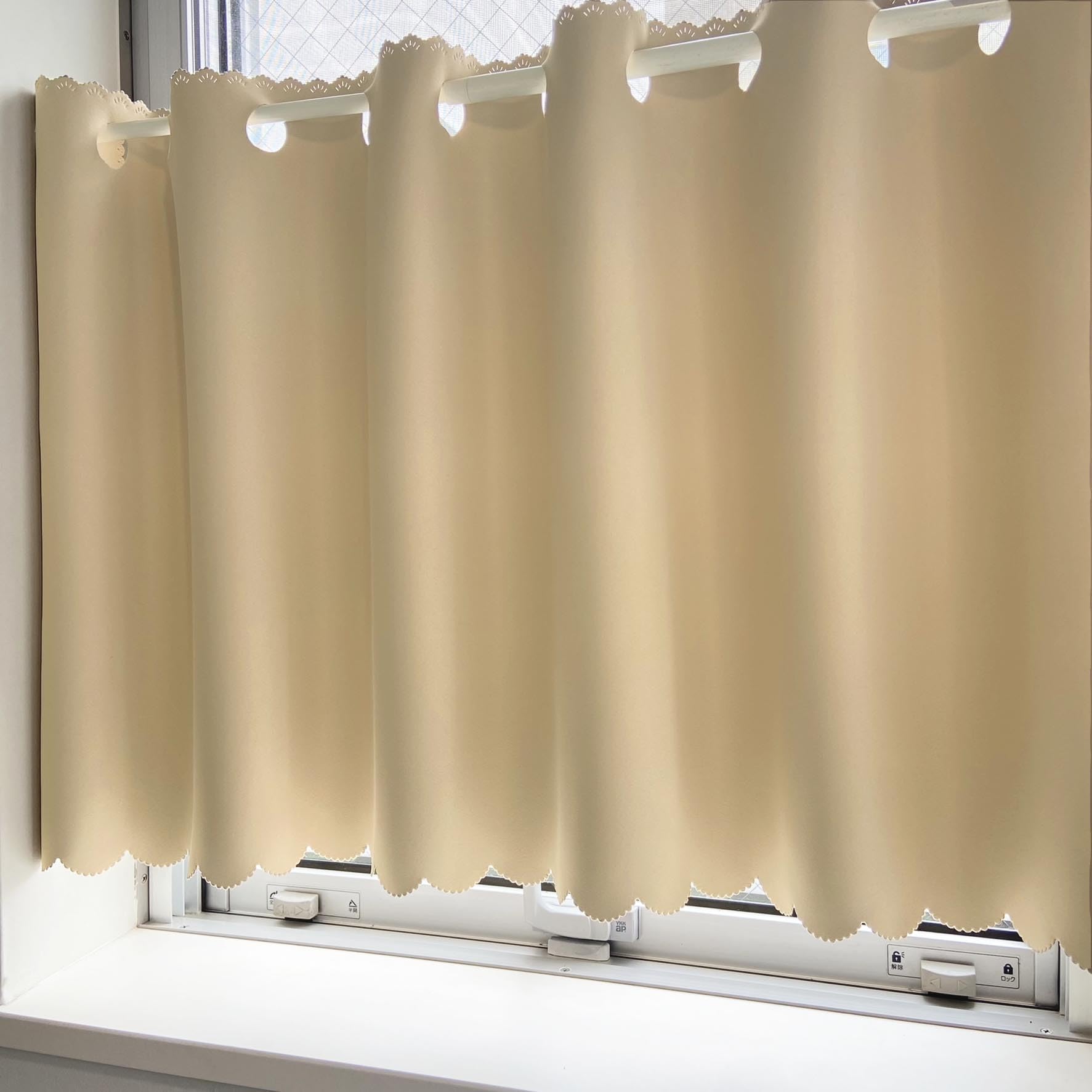 

Кафе Класс 1 Маленький Эркер УФ Легкий Нагрев Тепловая Энергия Ширина 100 см x Длина Перфорированный Верхний Тип [Ezee] Шторы, Блэкаут, Окна, Окна, Кухни,