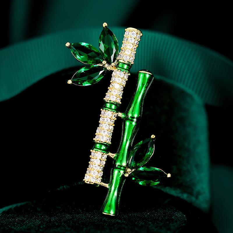 

Брошь в корейском стиле из бамбука и бриллиантов высокого класса