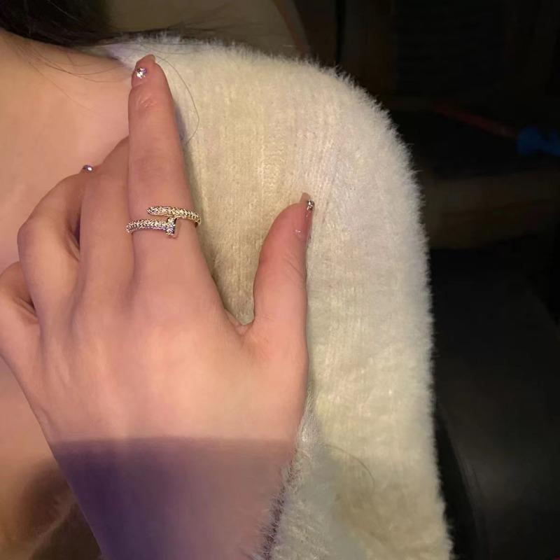 Classical Style Gold Plated Opening Rings For Woman Delicate Jewelry Nightclub Party Girl'S Unusual Zircon Ring
