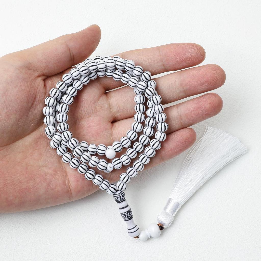 Ručně vyráběný saúdskoarabský náramek s 99 korálky pro muslimské modlitby