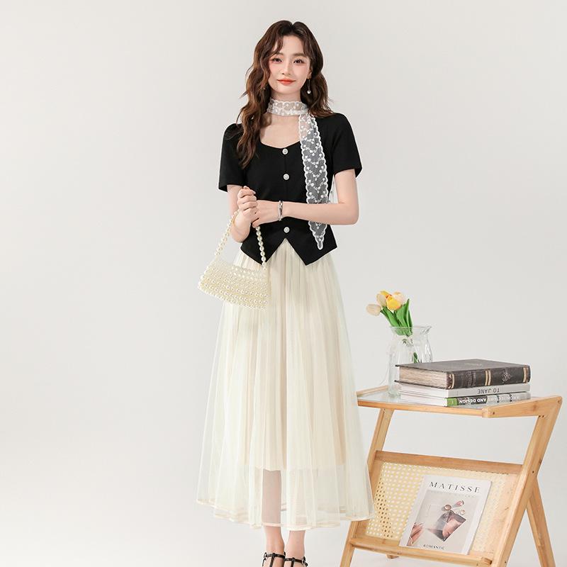 Elegant Knitted Short Sleeve Top & Mesh Skirt Set with Lace Scarf - Summer 2025
