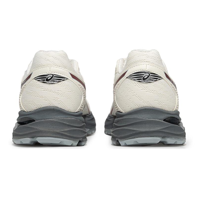 ASICS Women's GEL-FLUX 4 Running Shoes