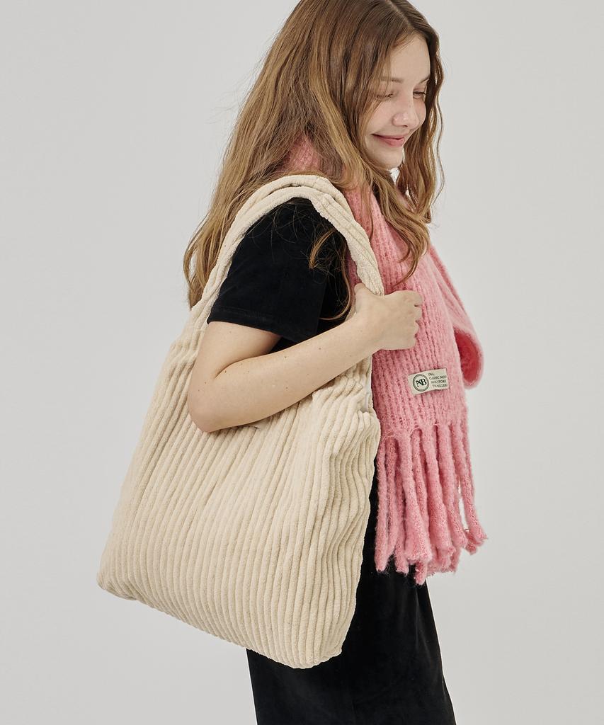 The-Abon Daily Form Shoulder Bag Black