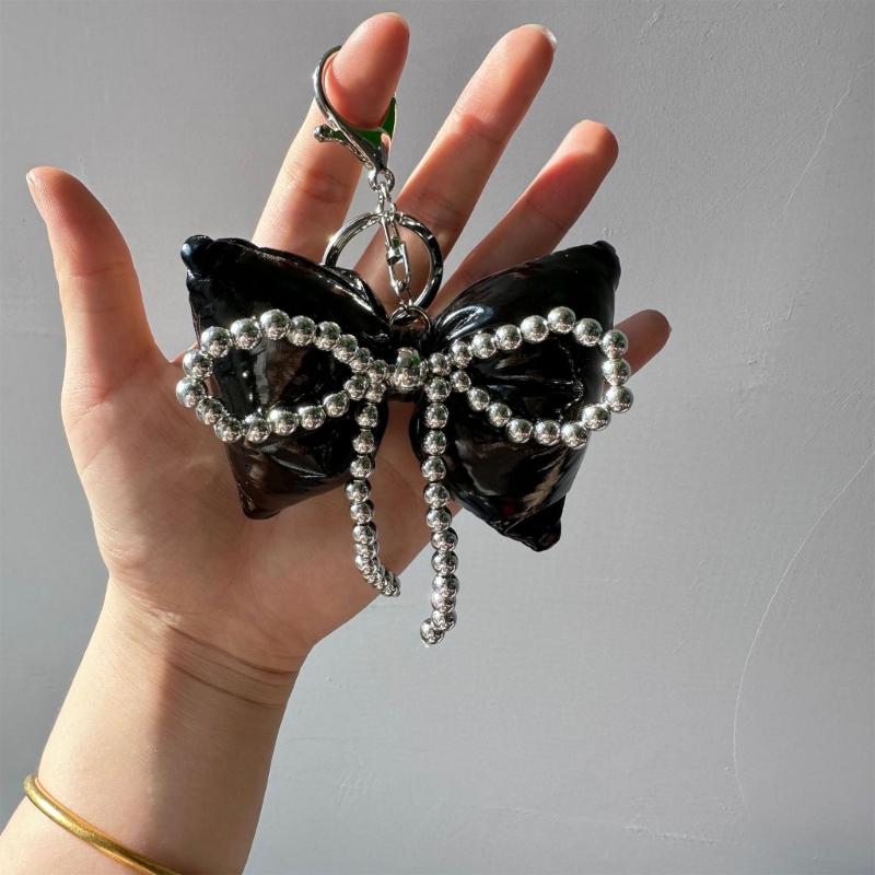 Elegancki Breloczek z Węzełkiem i Koralikami Damska Torebka na Nadgarstek Zawieszka Ręcznie Robiony Dodatek Biżuteryjny Odpowiedni do Torebek i Telefonów