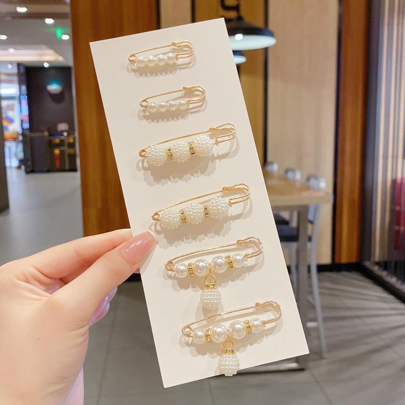 Κομψή καρφίτσα μέσης με μαργαριτάρι και καρφίτσα για γυναίκες