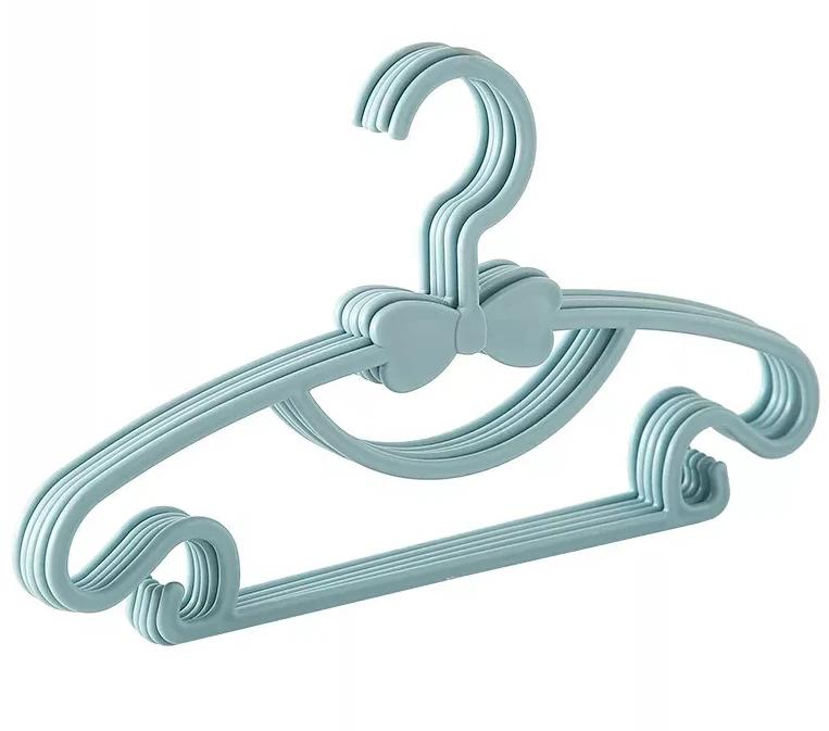 

5шт детские вешалки для одежды портативные пластиковые вешалки для показа ветрозащитная детская вешалка для пальто органайзер для детской одежды 5 pcs синий