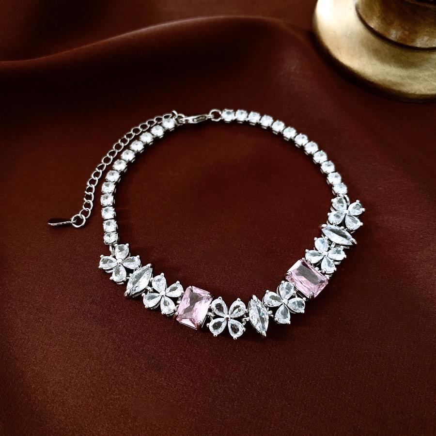 Korean Style Shiny Zircon Flower Buckle Bracelet: Light Luxury, High-End, Fashionable Bangle for Women