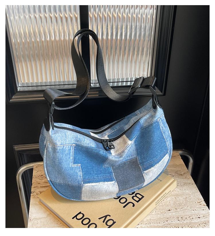 Neue lässige Jeanstasche, modische, vielseitige, karierte Umhängetasche mit großem Fassungsvermögen, trendige, coole, personalisierte Reise-Umhängetasche für Damen
