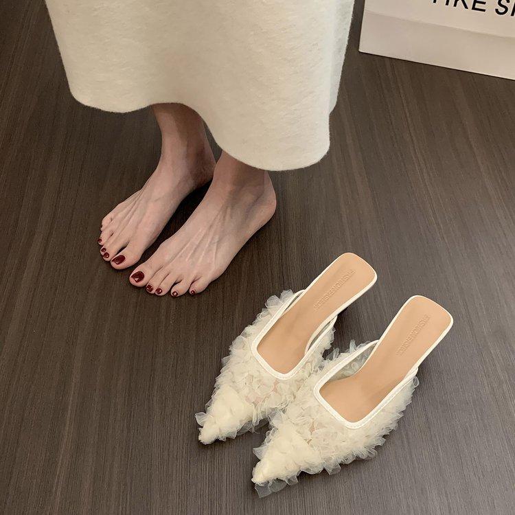 

[youshilai] Baotou slippers women s wear 2025 spring and summer French lazy half-drag pointed high-heeled slippers 43
