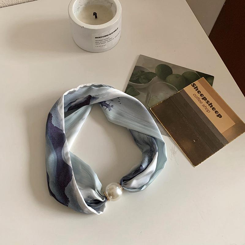 Pearl magnetic buckle small silk scarf women's lazy neck protection spring new versatile high-sense magnetic buckle necklace scarf
