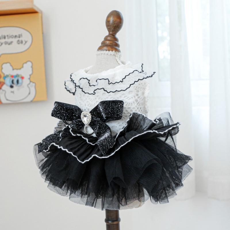 Pet Circle, Pet Clothes, Dog and Cat Clothing, Princess Gauze Skirt, Wedding Dress.