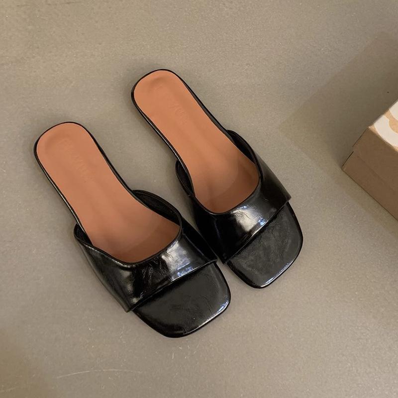 Flat bottom one-word slippers silver cool slippers women's summer wear beach slippers women's shoes