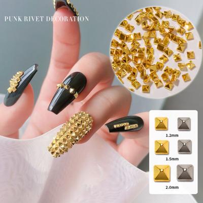 200 sztuk/zestaw Nail Rivet Glitter 3D Efekt Nieblaknący Metalowy Nit Sztuka Dekoracji Urok Uliczny Punk do Manicure