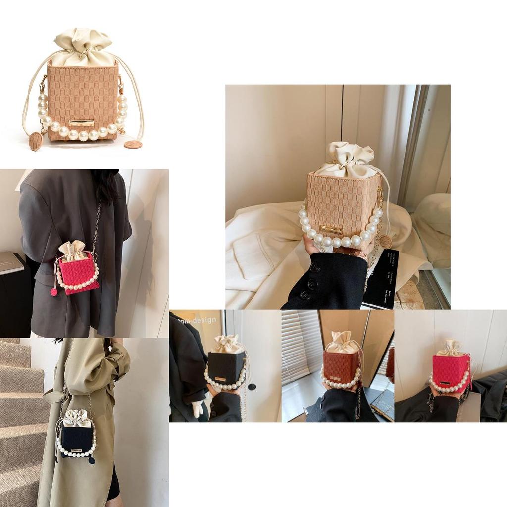 Trendy Black Casual Chain Shoulder Bag For Women 2024 Stylish Simple Square Design